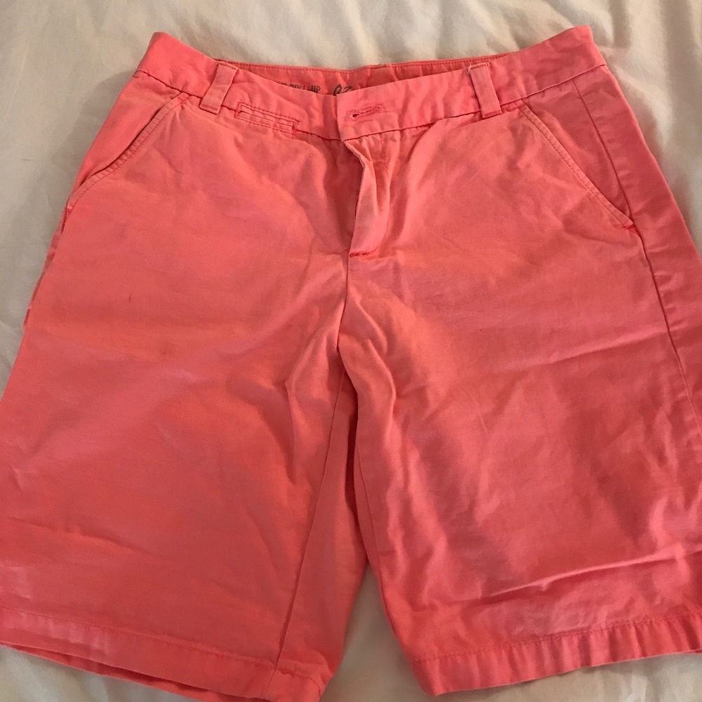 Gap Roll-Up Khaki Shorts